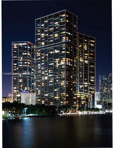 Icon Brickell Tower 3 485,Brickell Ave Miami 75836